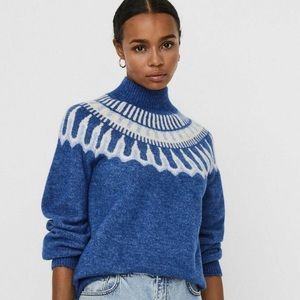 Vero Moda blue and white Nordic sweater